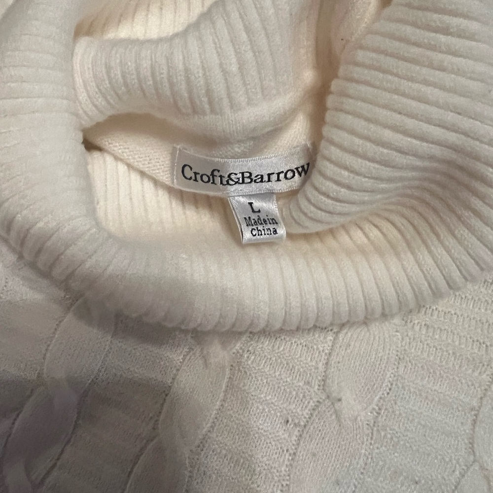Croft and barrow turtle neck sweater